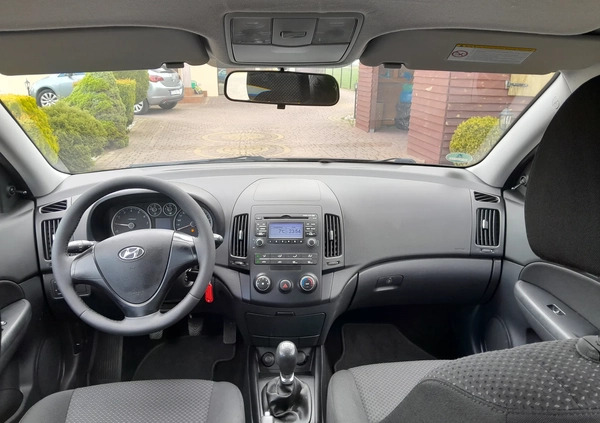 Hyundai I30 cena 21900 przebieg: 195379, rok produkcji 2012 z Pułtusk małe 46